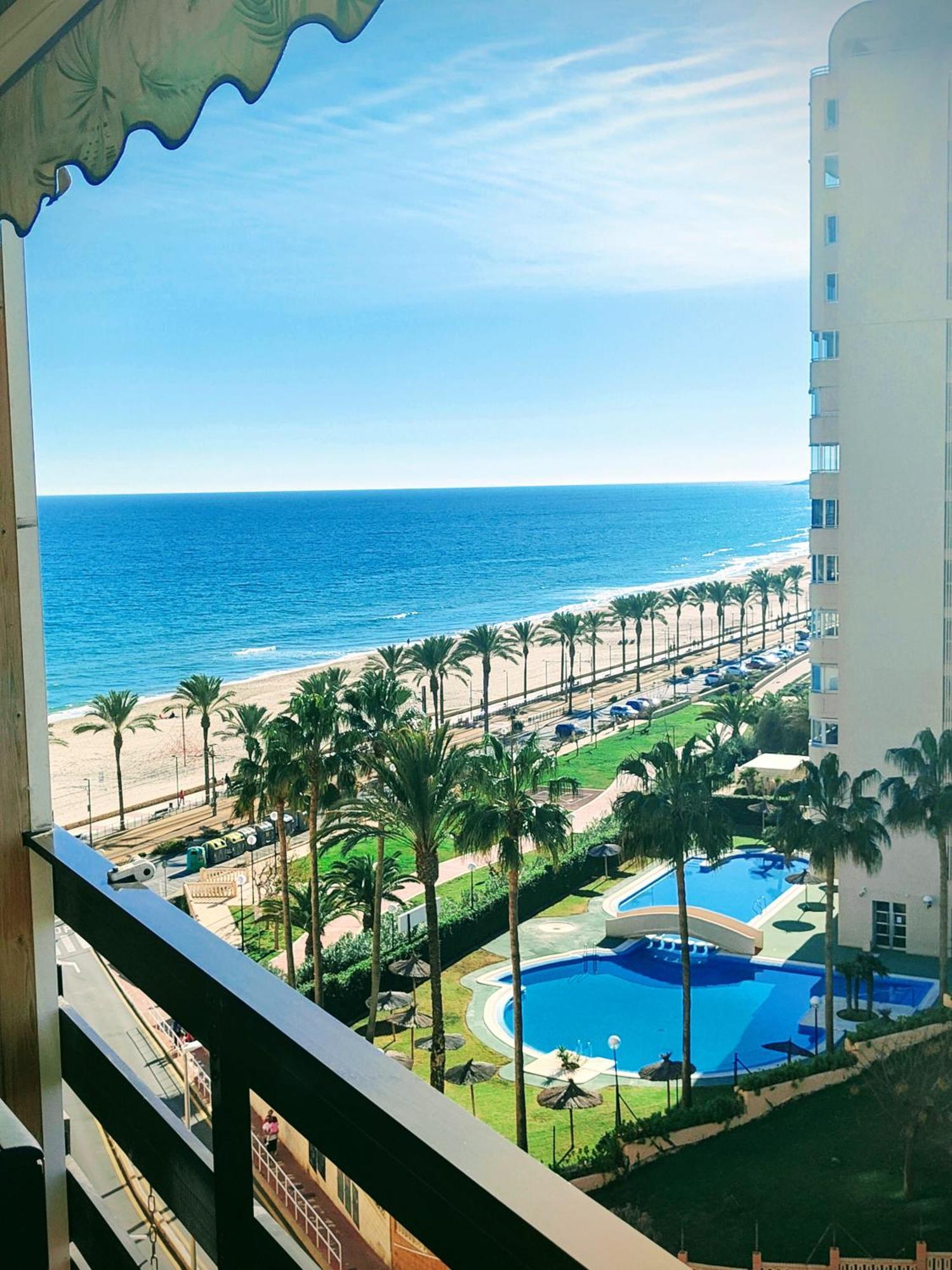 Seaside Beach-Lounge Alicante Кампелло Экстерьер фото